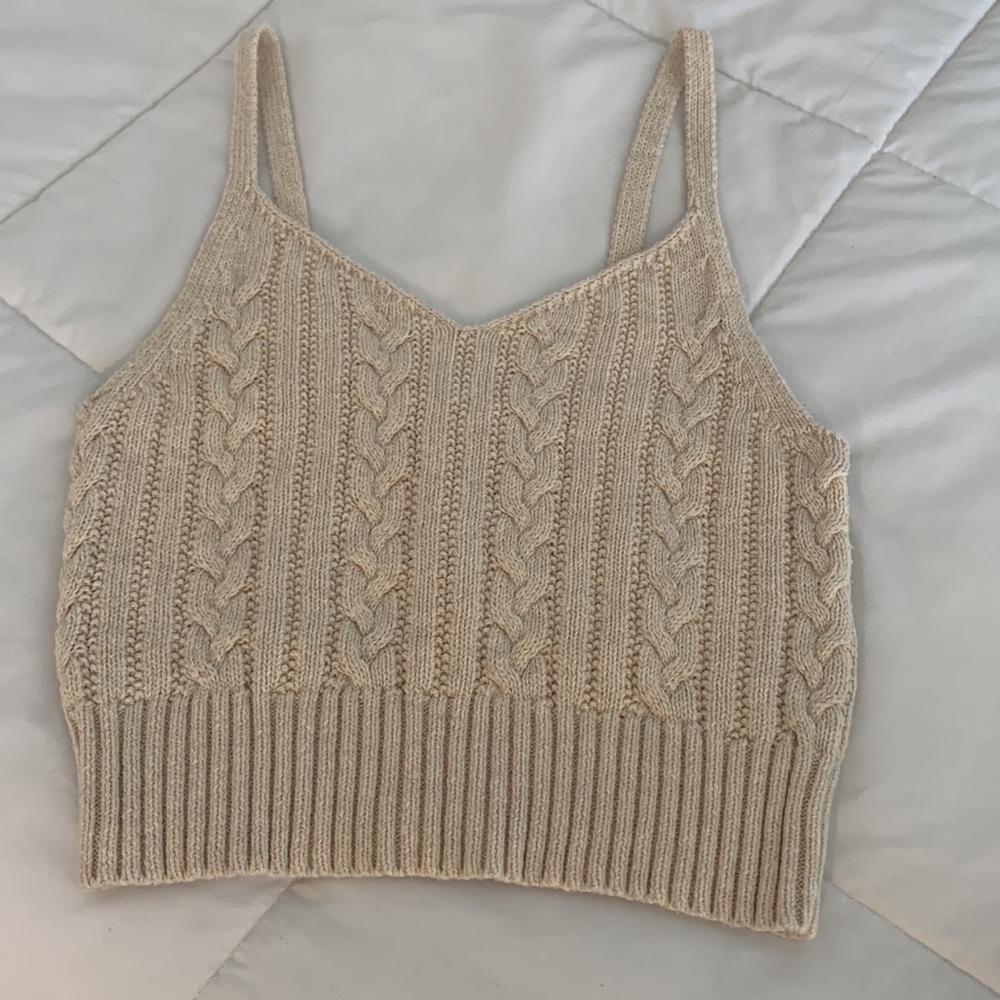 American Eagle - (XS) crop top